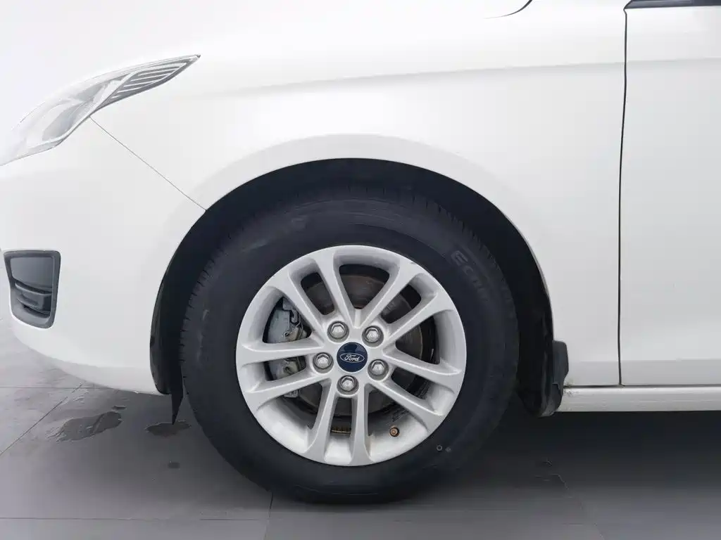 Ford Escort — миниатюра 17
