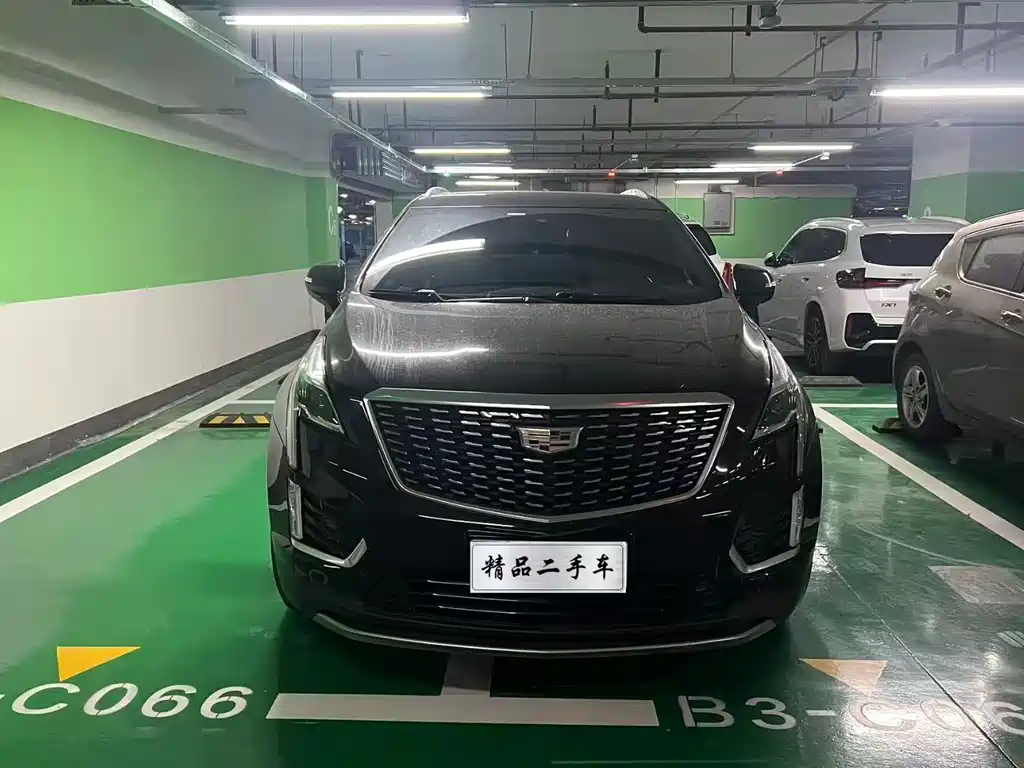 CADILLAC XT5