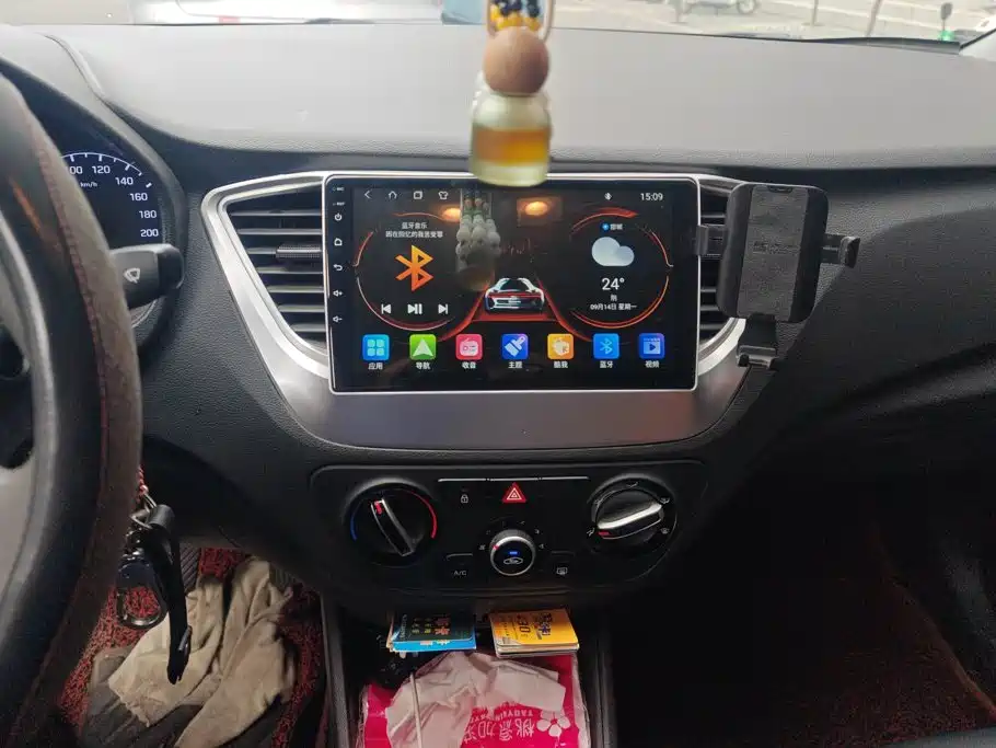 Hyundai Verna — миниатюра 13