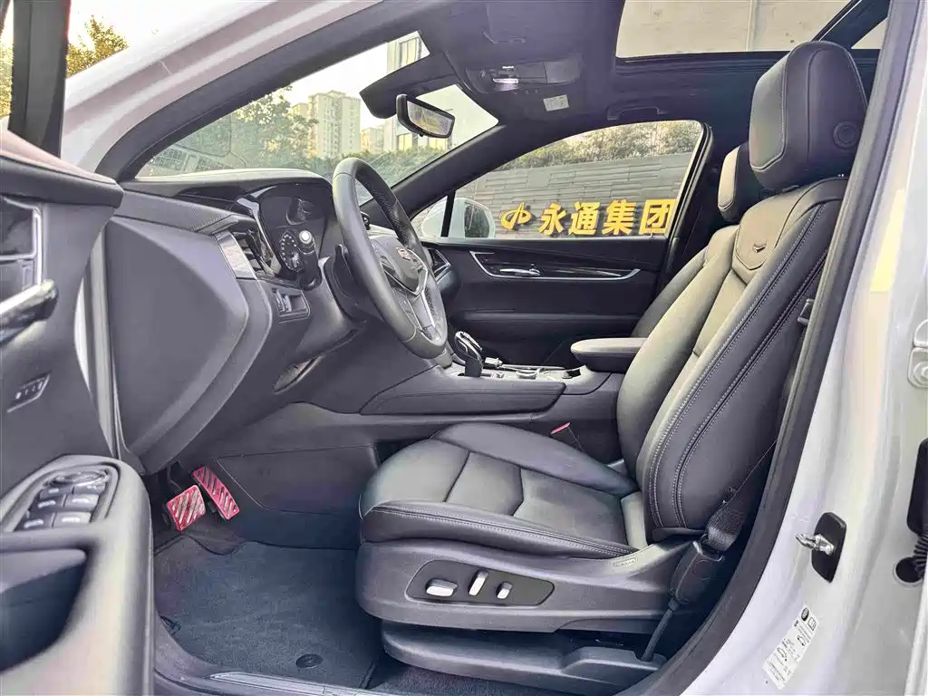 Cadillac XT5 — миниатюра 5