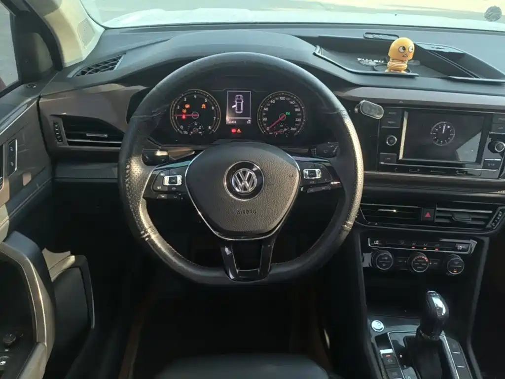 Volkswagen Tharu — миниатюра 11