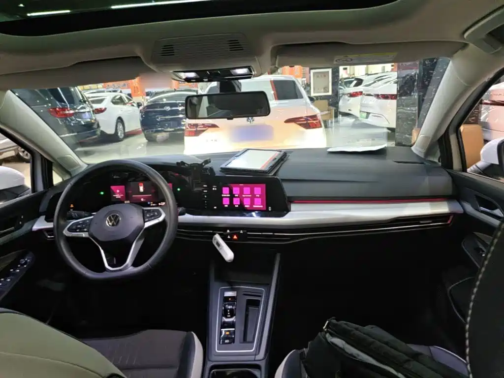 Volkswagen Golf — миниатюра 10