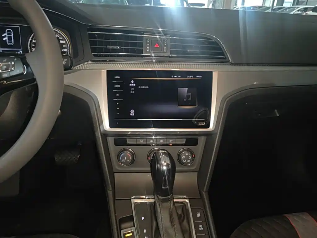 Volkswagen Lamando — миниатюра 13