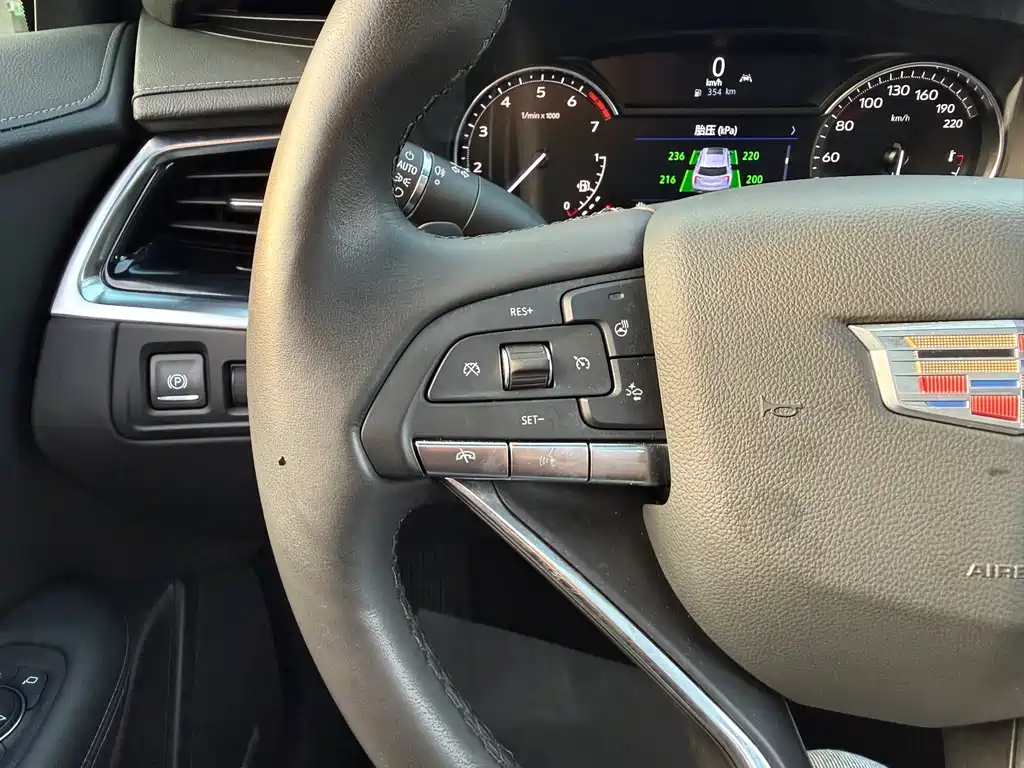 Cadillac XT6 — миниатюра 22
