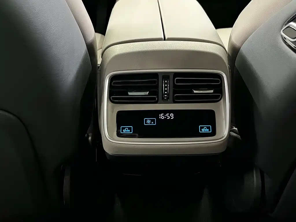 BYD Han — миниатюра 15