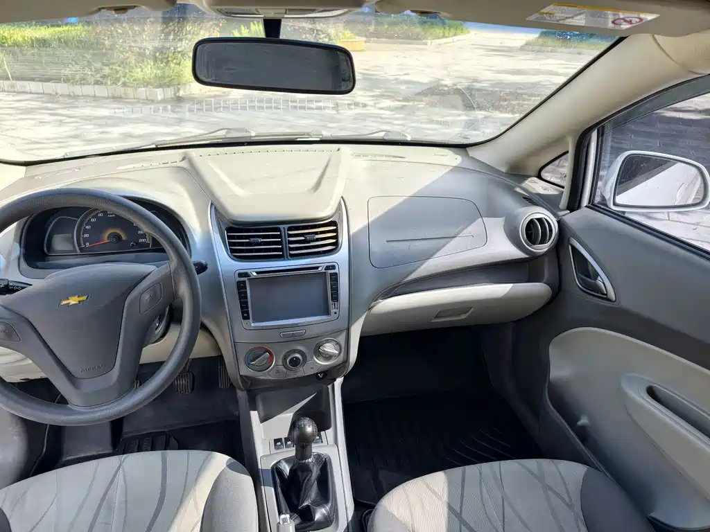 Chevrolet Sail — миниатюра 9