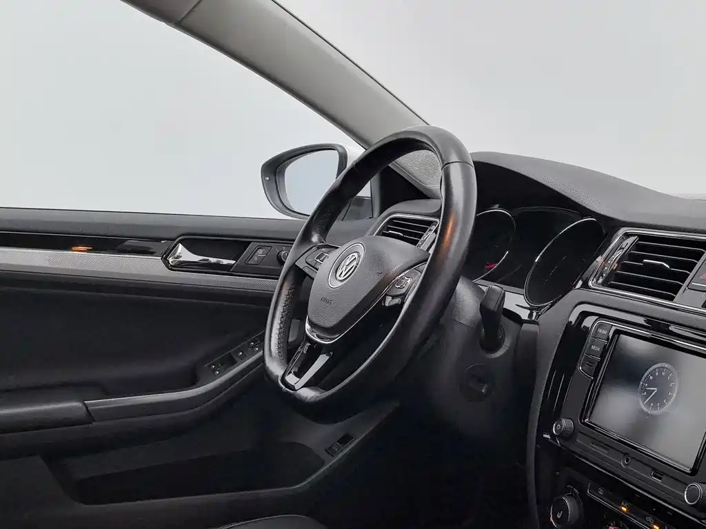 Volkswagen Sagitar — миниатюра 22
