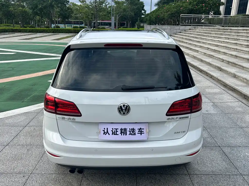 Volkswagen Golf Sportsvan — миниатюра 29