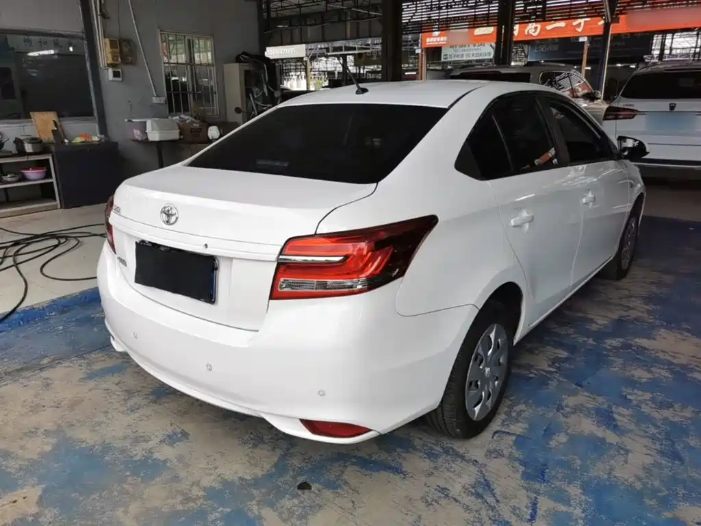 Toyota Vios — миниатюра 7