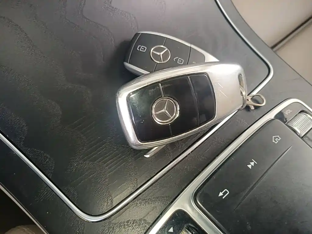 Mercedes-Benz C-Class — миниатюра 9