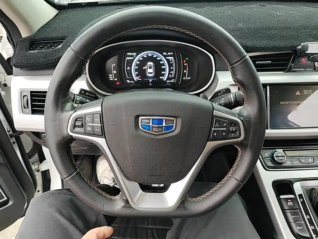 Geely Boyue — миниатюра 11
