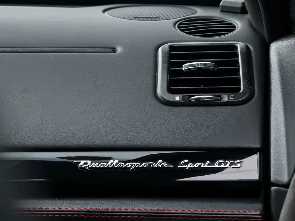 Maserati Quattroporte — миниатюра 15