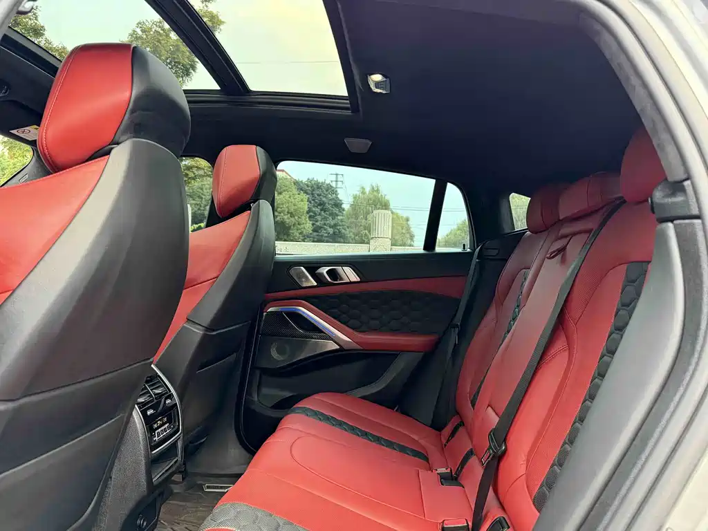 BMW X6 M — миниатюра 9