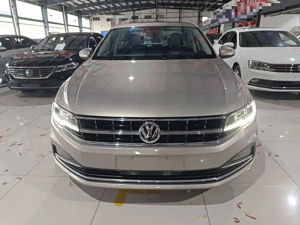 Volkswagen Bora — миниатюра 3