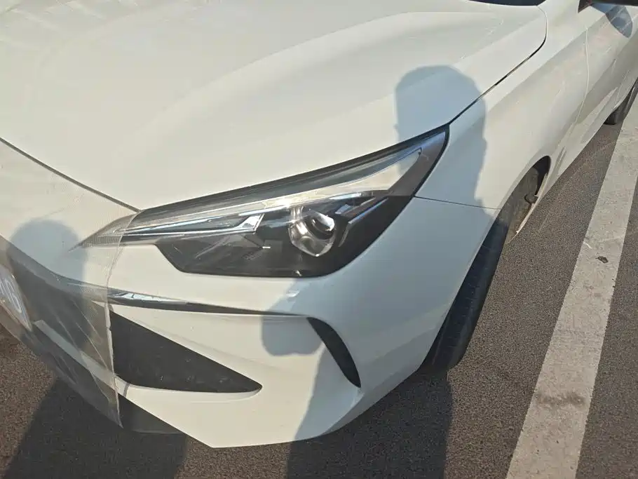 Roewe i5 — миниатюра 5