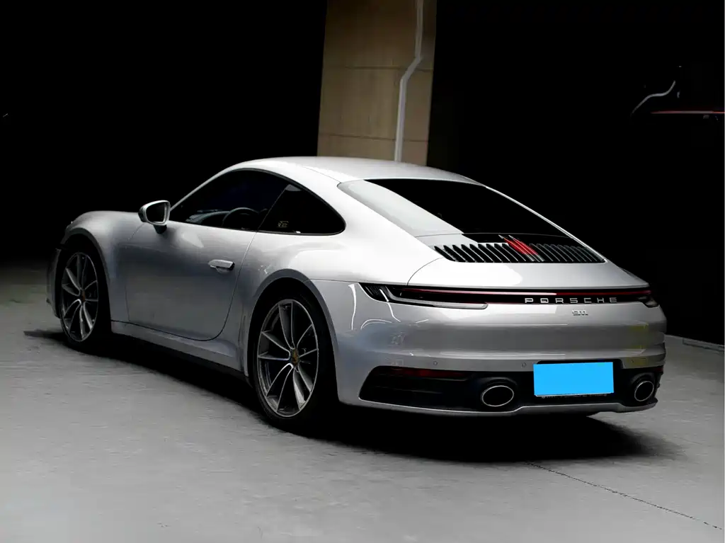 Porsche 911 2023 Carrera 3.0T