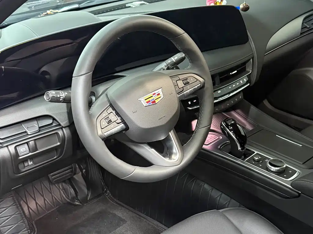 Cadillac CT5 — миниатюра 3