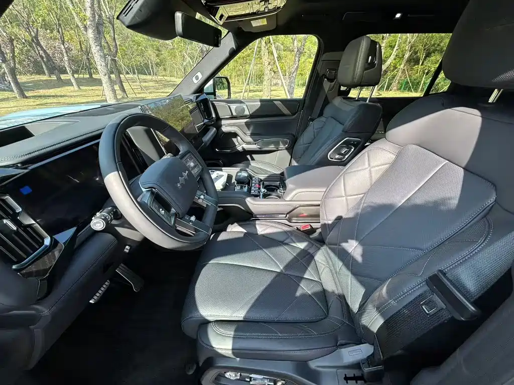 FANG CHENG BAO LEOPARD 8