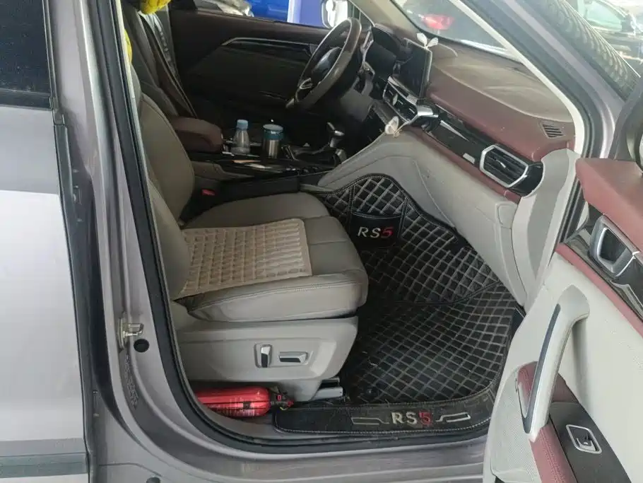 Baojun RS-5 — миниатюра 7