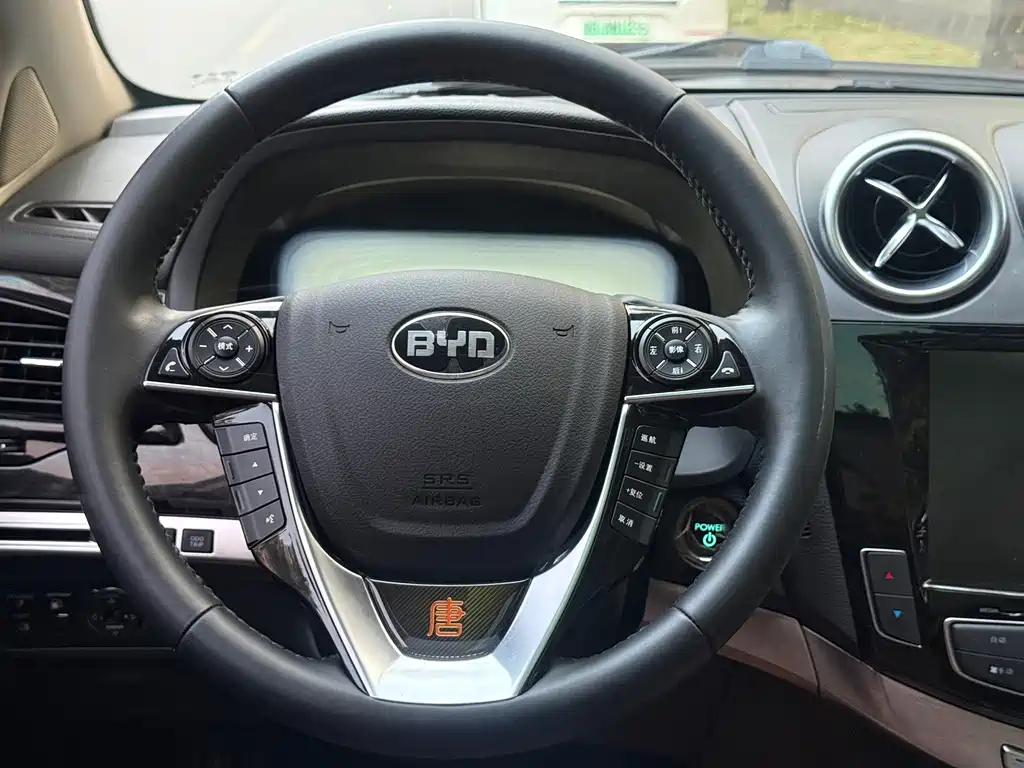 BYD Tang New Energy — миниатюра 10