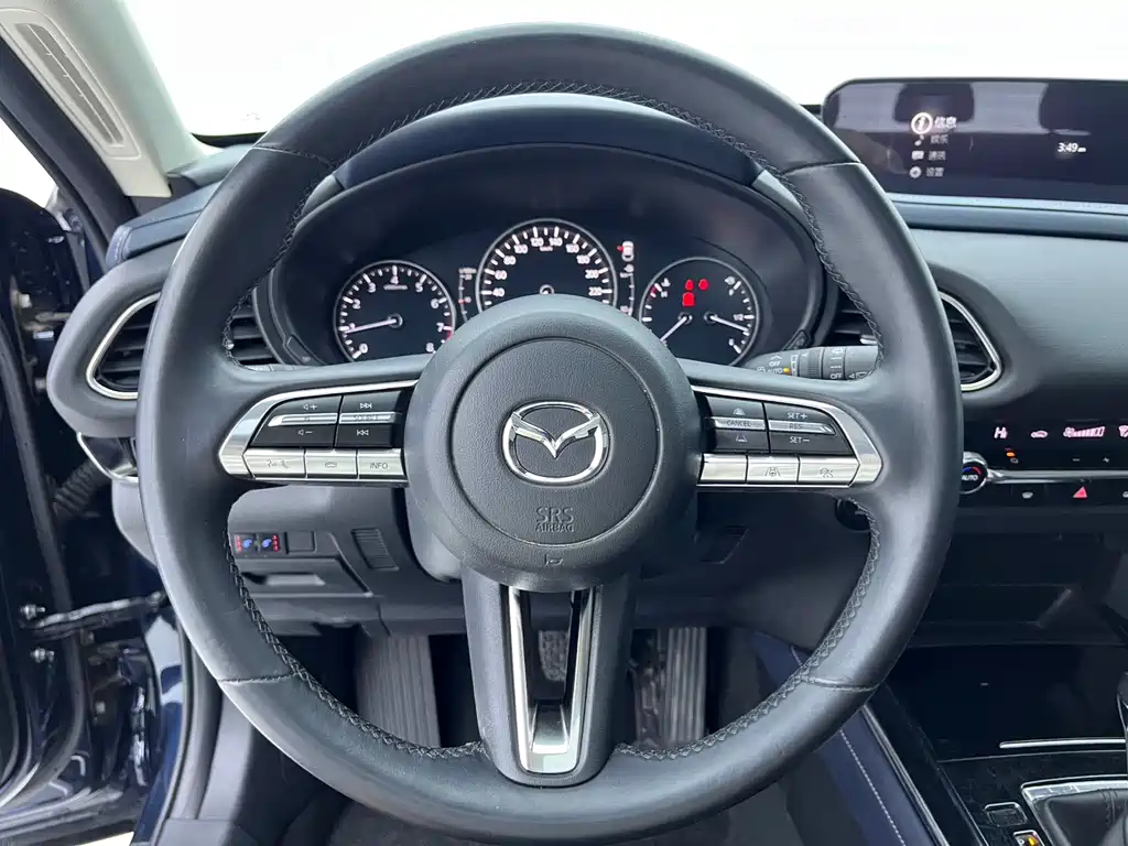 MAZDA CX 30