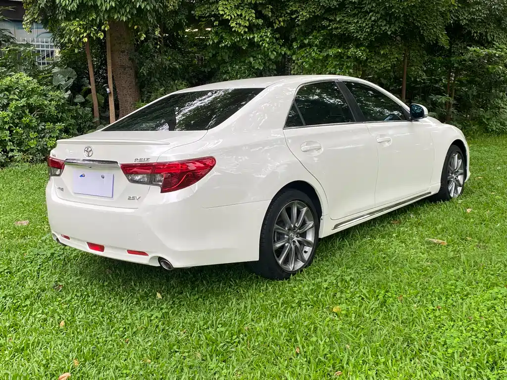 Toyota Reiz 2.5V Fashion Sharp Edition, фото 26