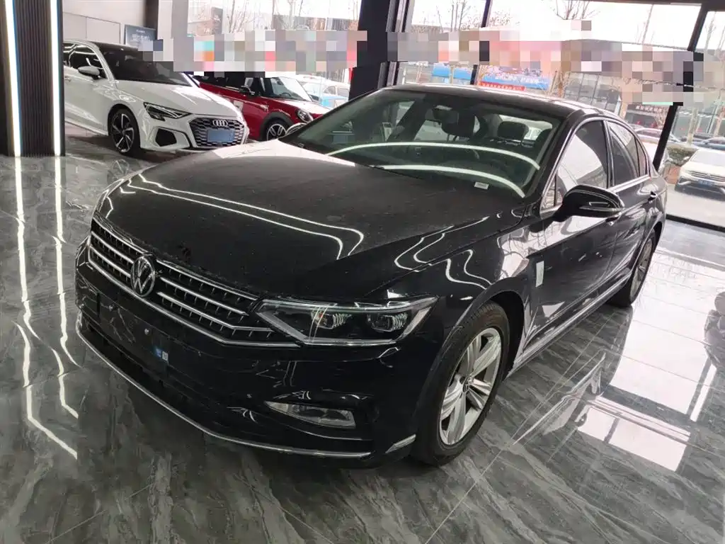 Volkswagen Magotan 2025