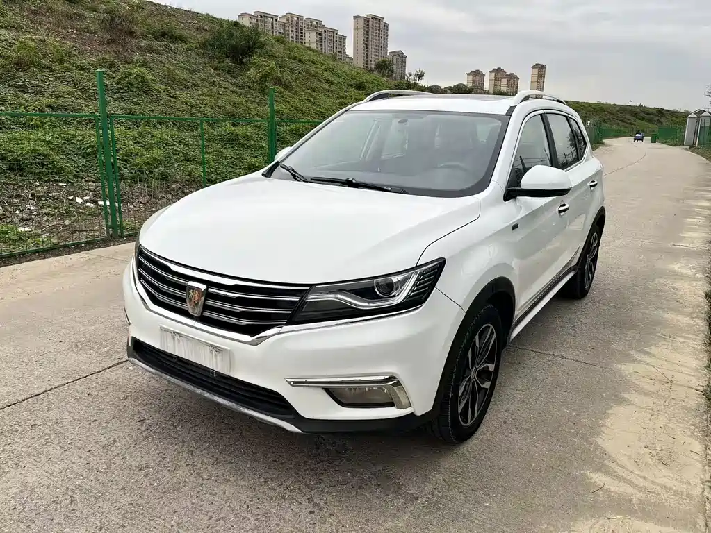 Roewe RX5