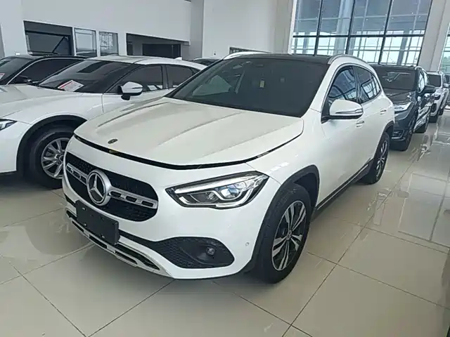 Mercedes-Benz GLA