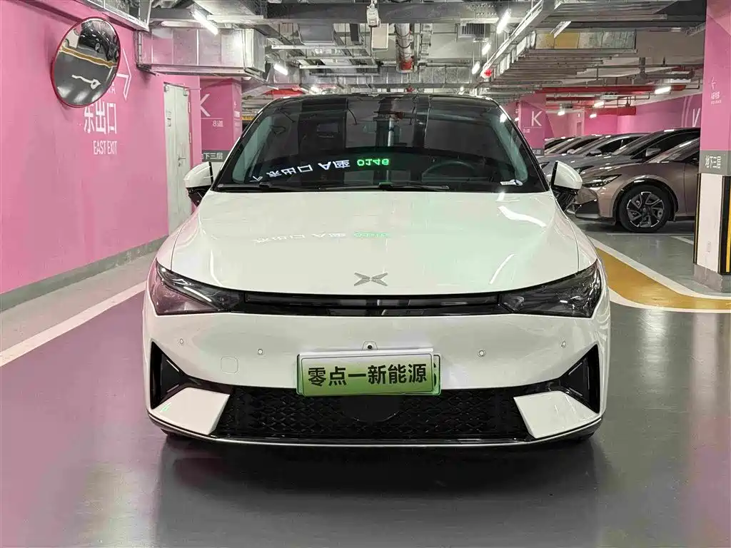 XPeng P5 — миниатюра 2
