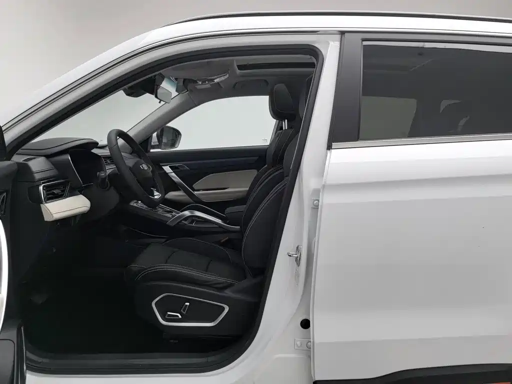 Geely Boyue — миниатюра 10