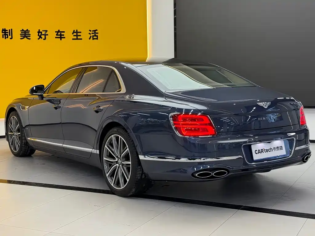 Bentley Flying Spur — миниатюра 7