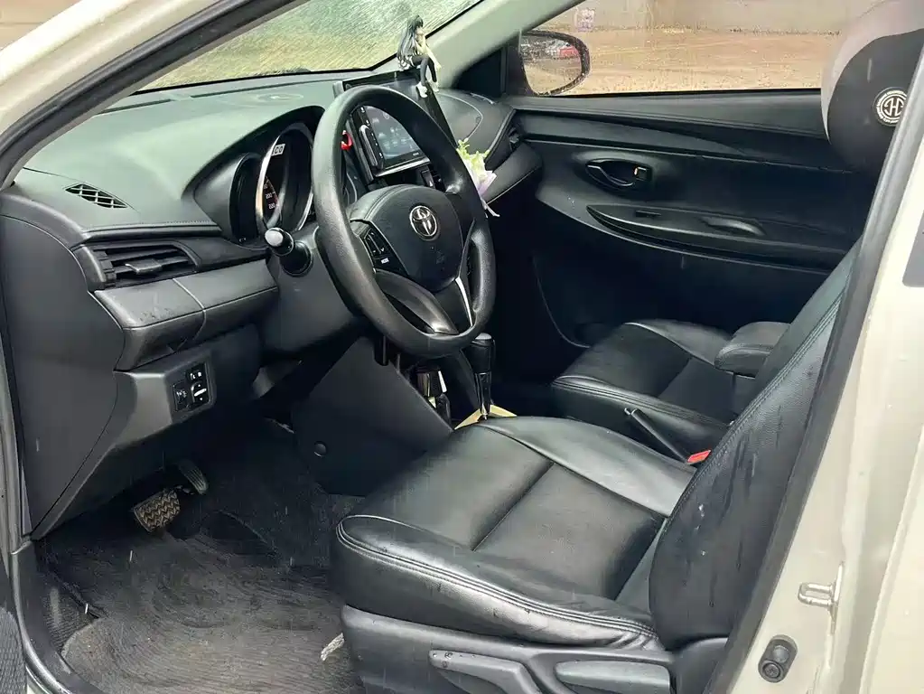 Toyota Vios — миниатюра 6