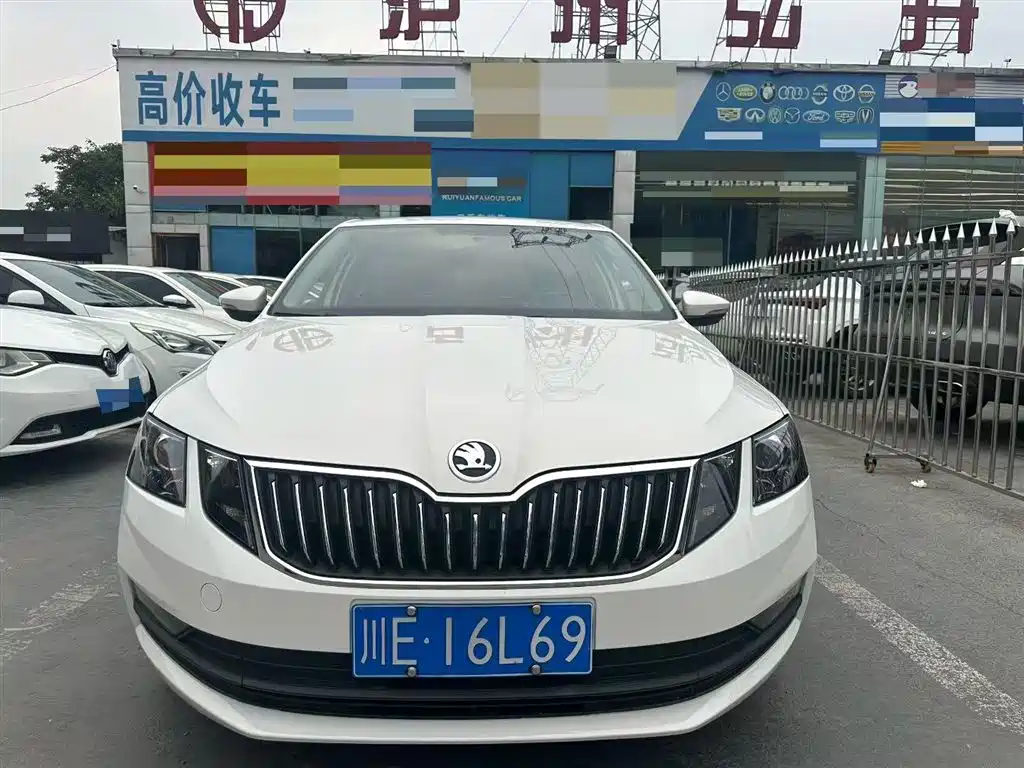 SKODA OCTAVIA
