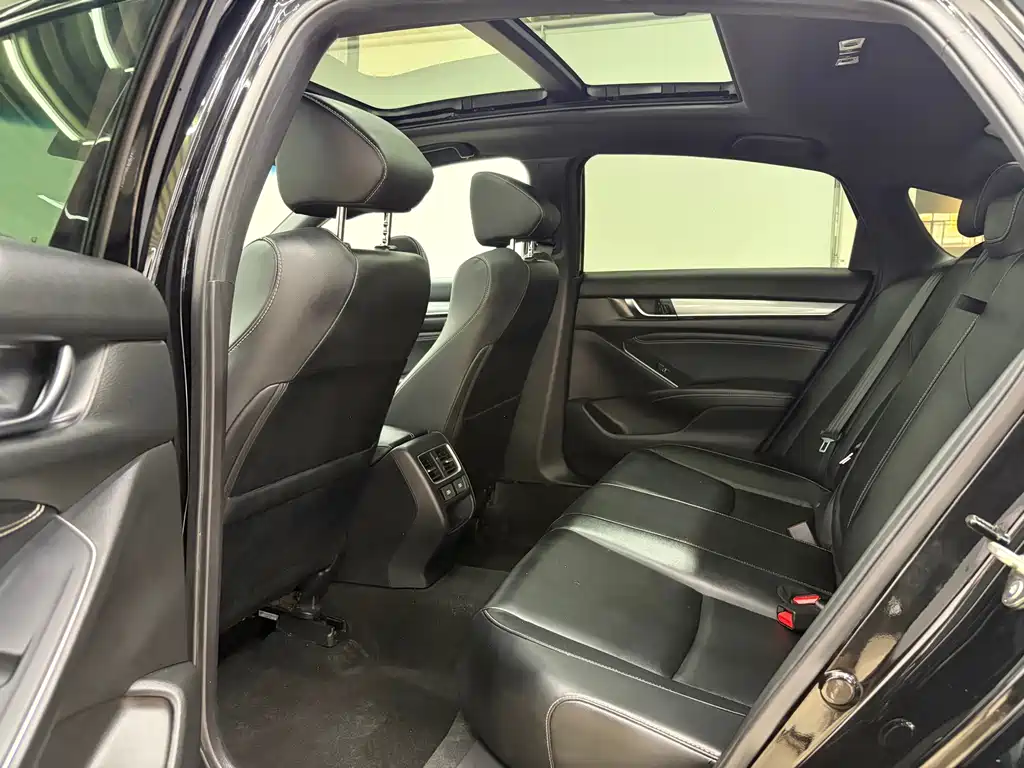 Honda Inspire — миниатюра 5