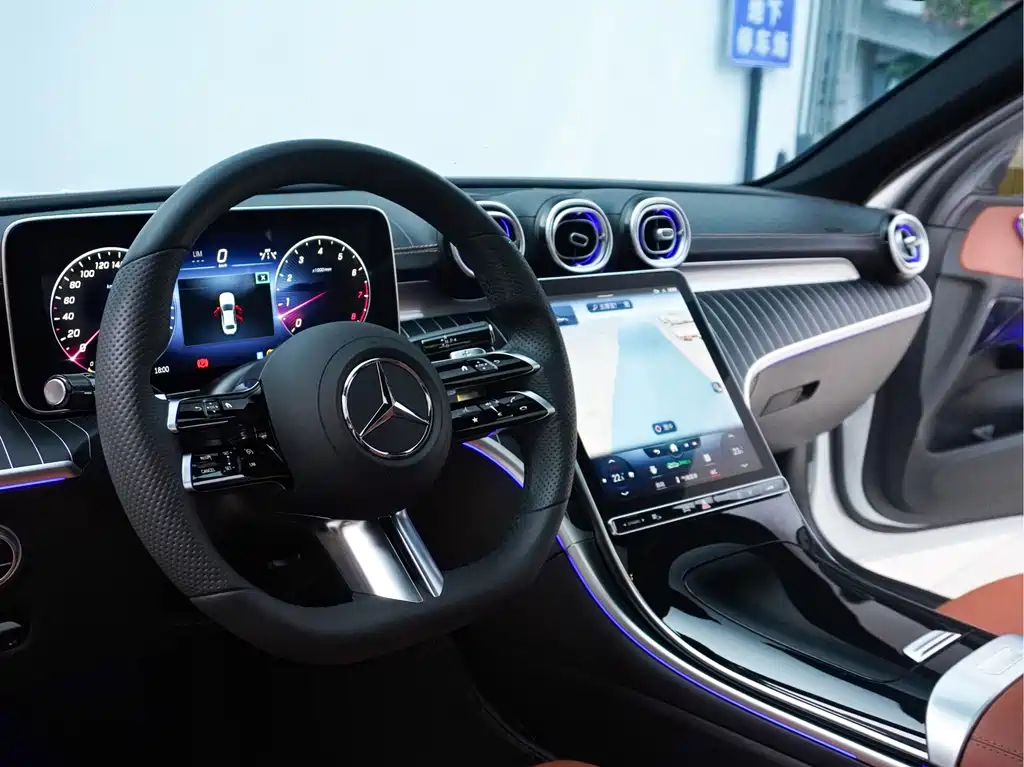 Mercedes-Benz C-Class — миниатюра 9