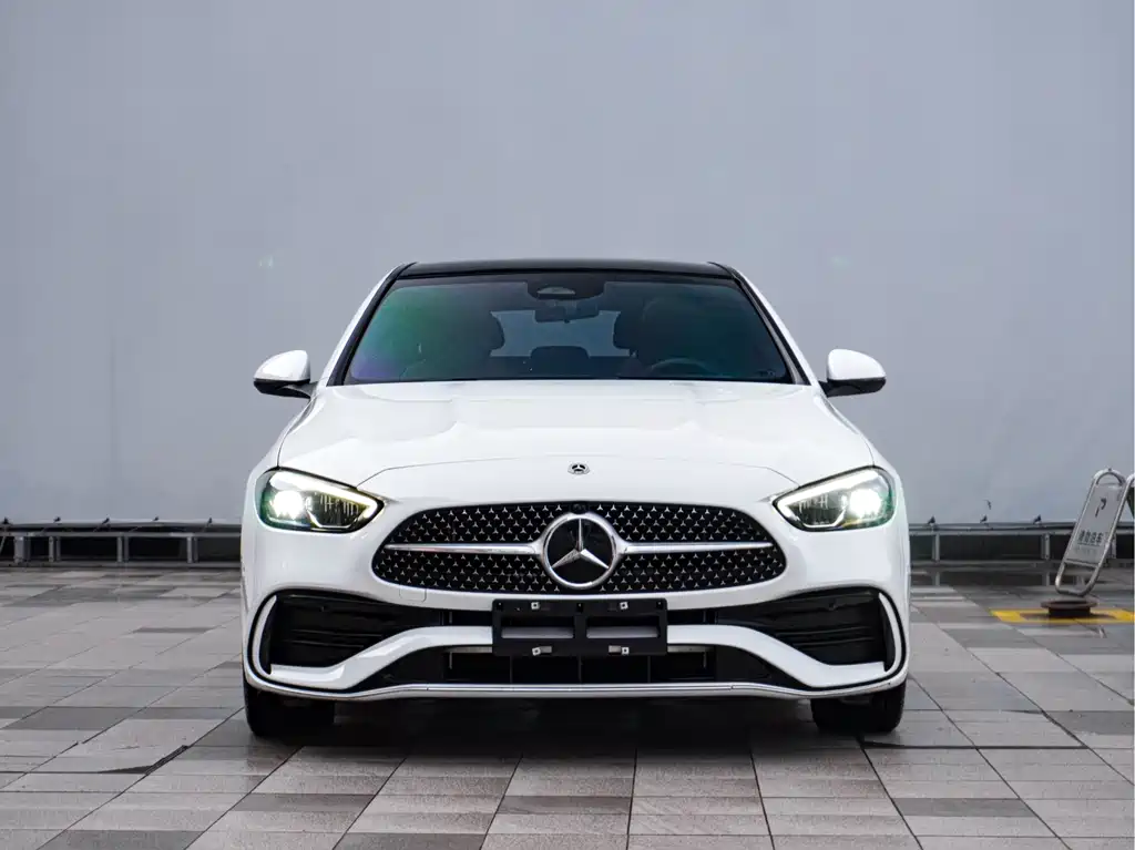 Mercedes-Benz C-Class — миниатюра 4