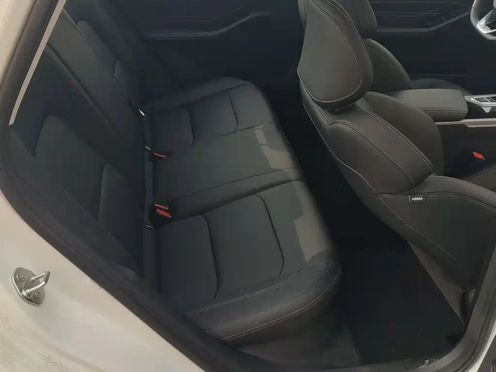 GEELY AUTOMOBILE EMGRAND