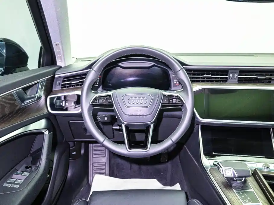 Audi A6L — миниатюра 11