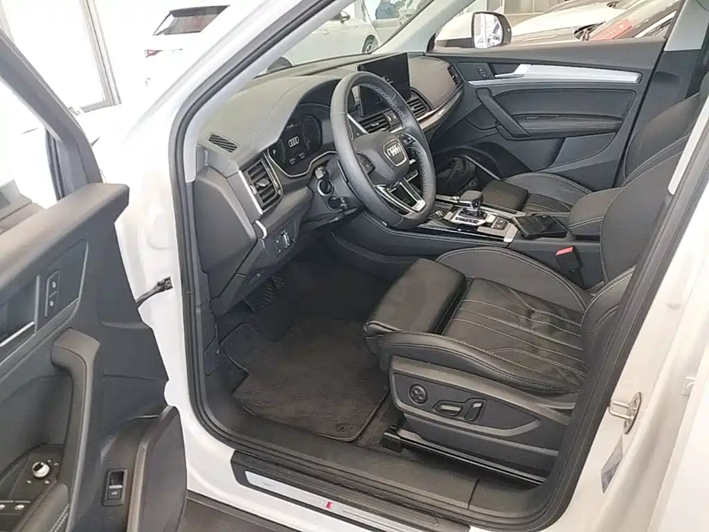 Audi Q5L — миниатюра 16