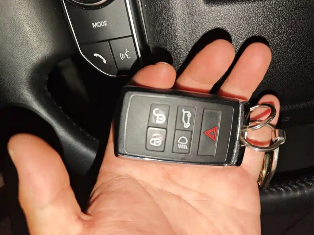 Land Rover Discovery — миниатюра 9