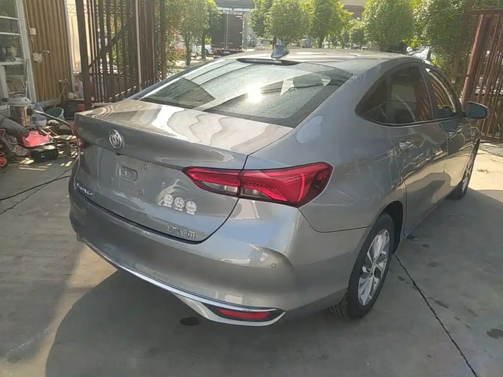 Buick Verano — миниатюра 7