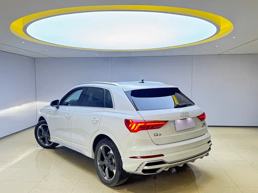 Audi Q3 2022 35 TFSI Fashion