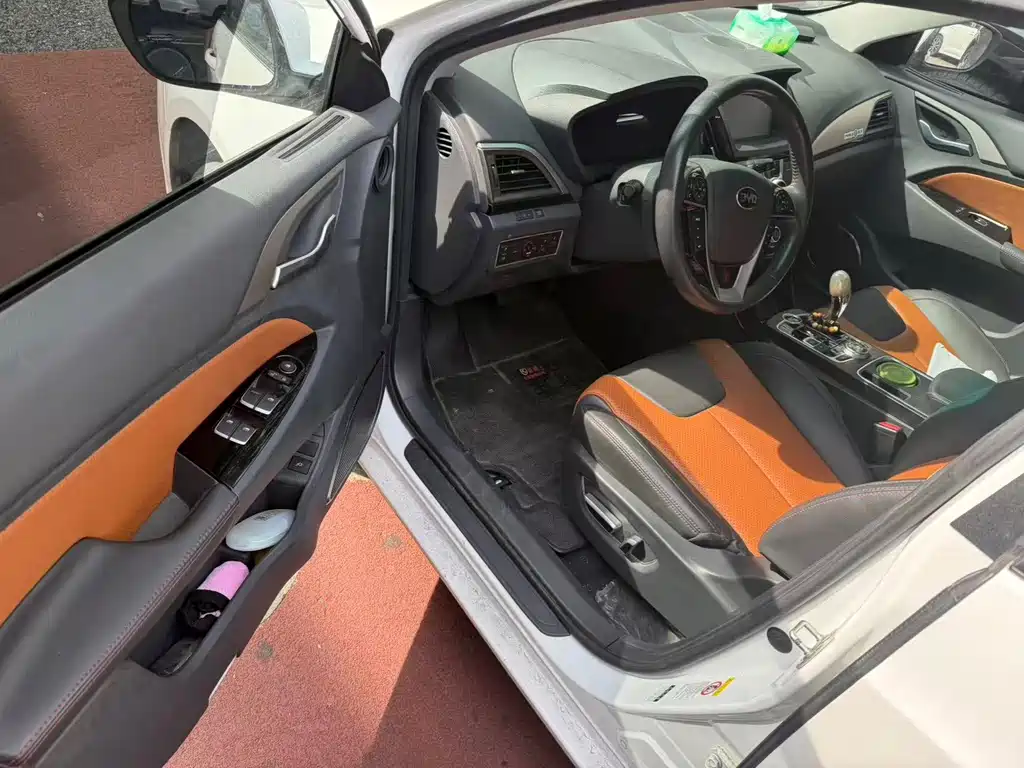 BYD Qin NEV — миниатюра 2