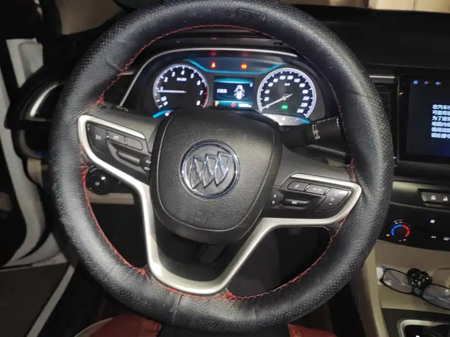 Buick Excelle — миниатюра 15
