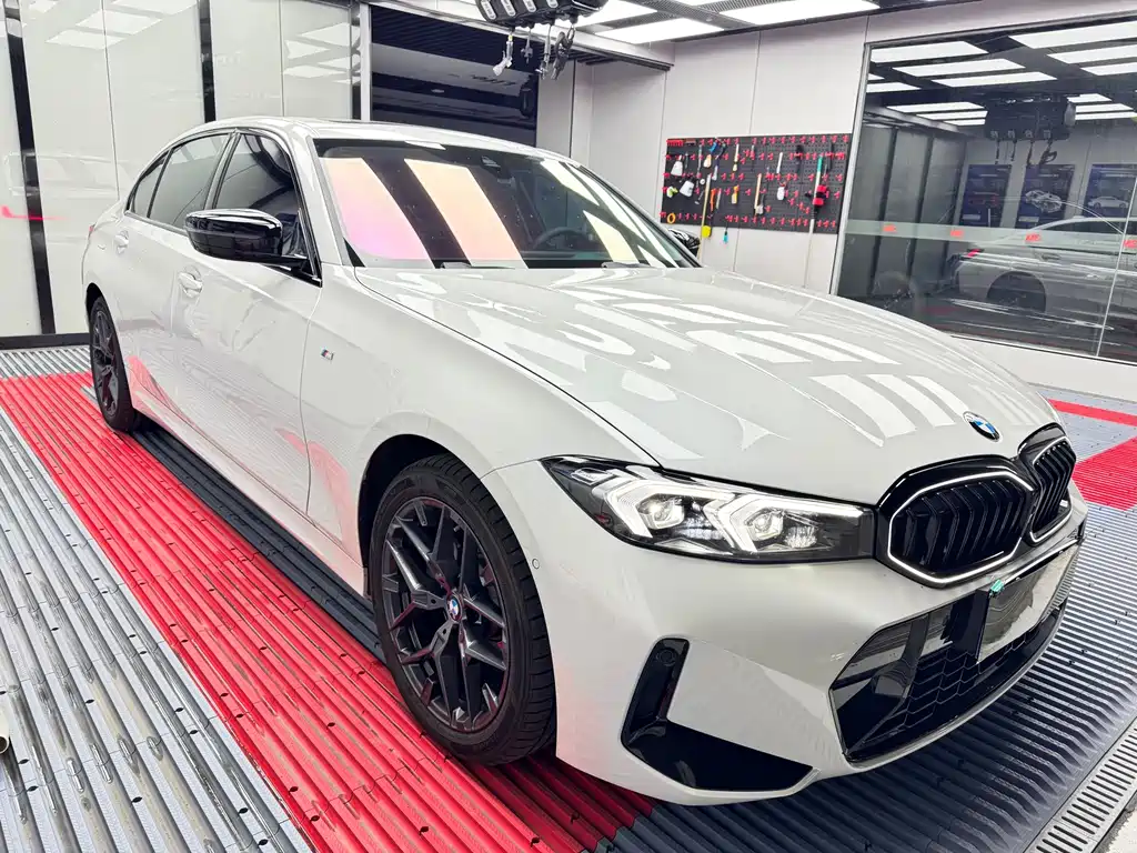 BMW 3 Series — миниатюра 3