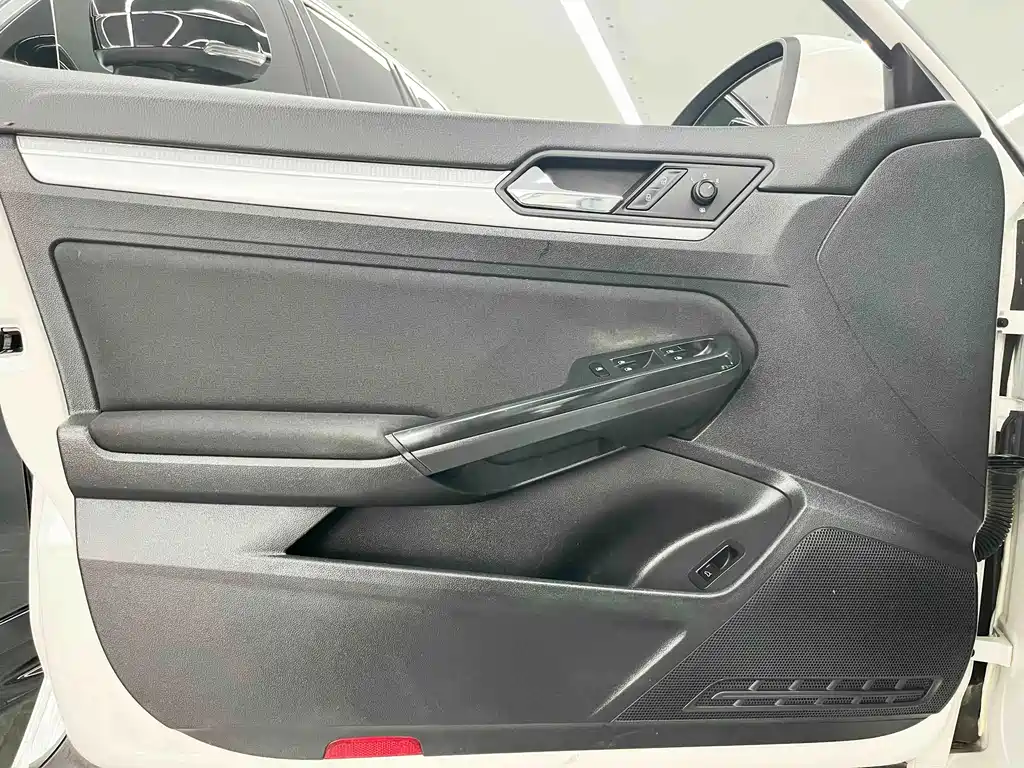 Volkswagen Lamando — миниатюра 15