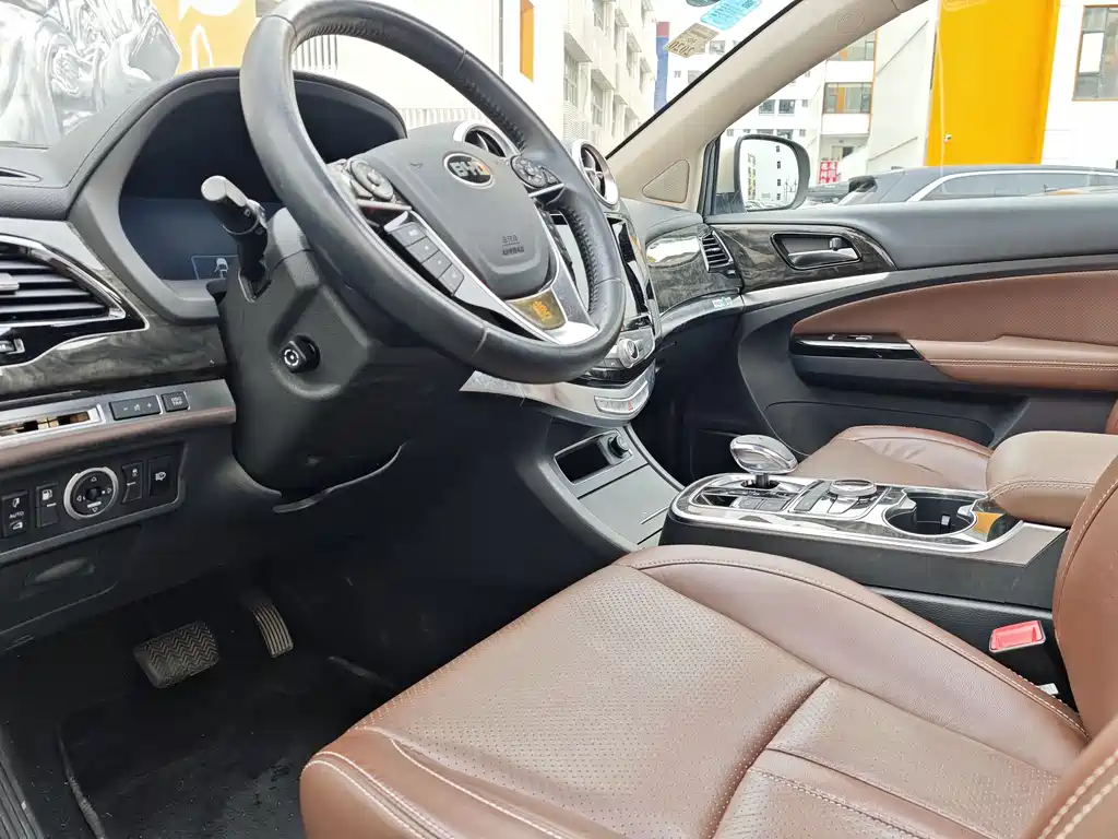 BYD Tang 2015 2.0T Flagship