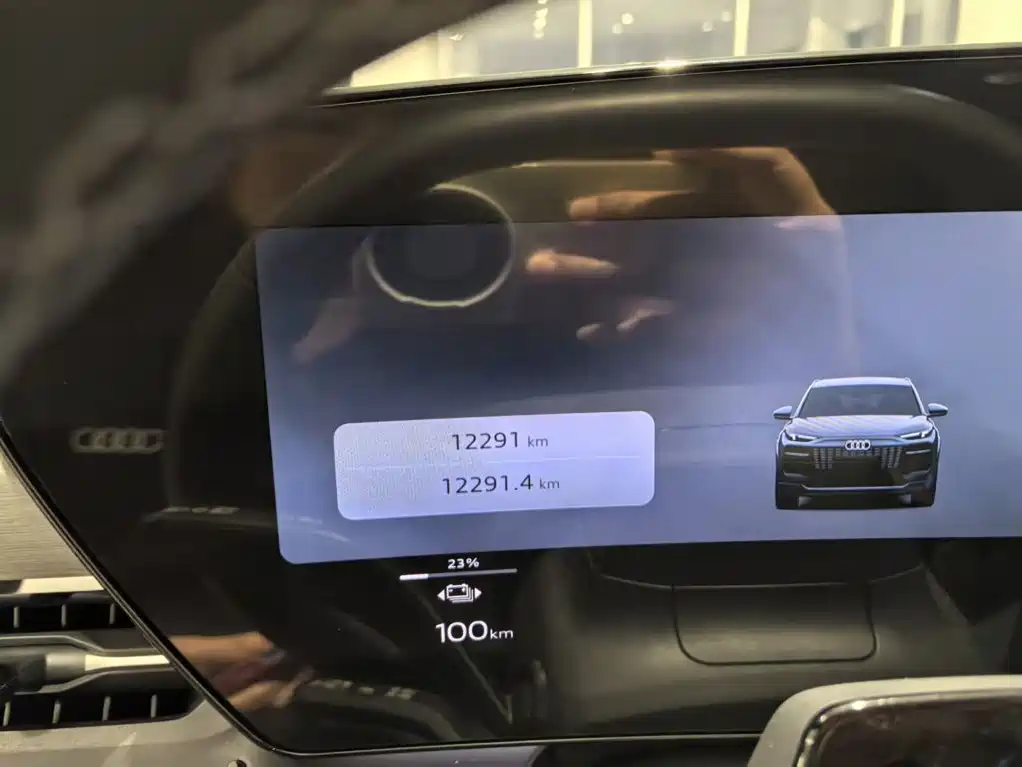 Audi Q6L e-tron — миниатюра 5