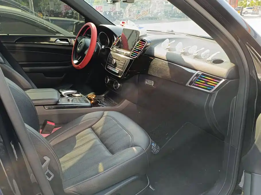 Mercedes-Benz GLE (Import) — миниатюра 8